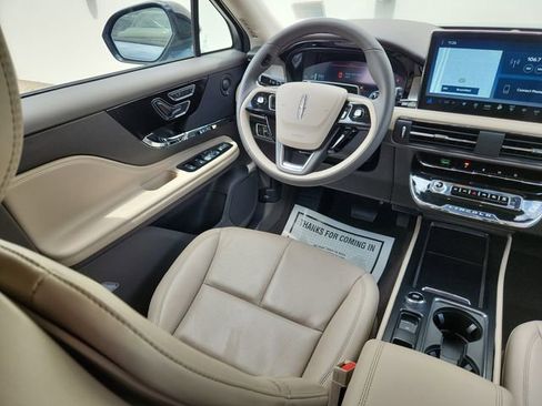 New 2024 Lincoln Corsair AWD w/ Equipment Group 102A image 10
