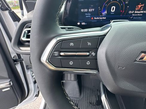 Used 2025 Chevrolet Traverse High Country image 27