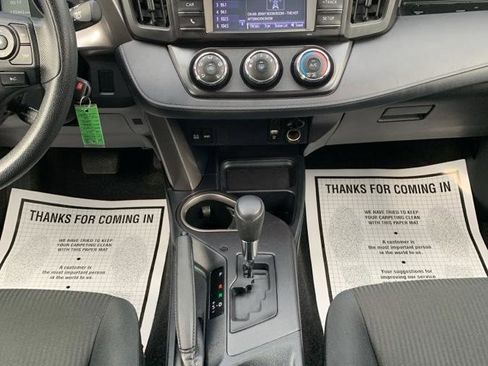 Used 2018 Toyota RAV4 LE w/ All Weather Liner Package AWD/4WD image 16