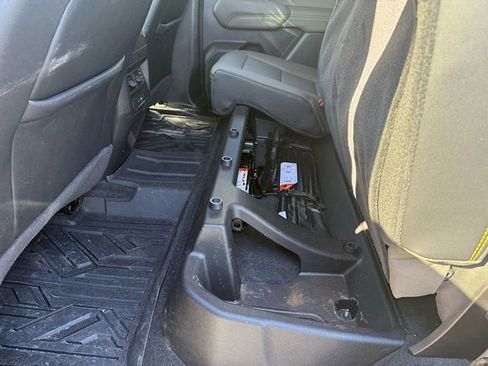 Used 2025 Chevrolet Colorado ZR2 w/ Technology Package image 13