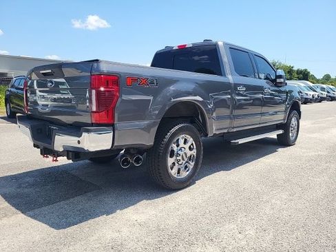 Used 2022 Ford F250 Lariat w/ Lariat Ultimate Package AWD/4WD image 2