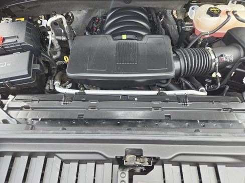 Used 2024 GMC Sierra 1500 Elevation w/ LPO, Elevation Black Package RWD image 32