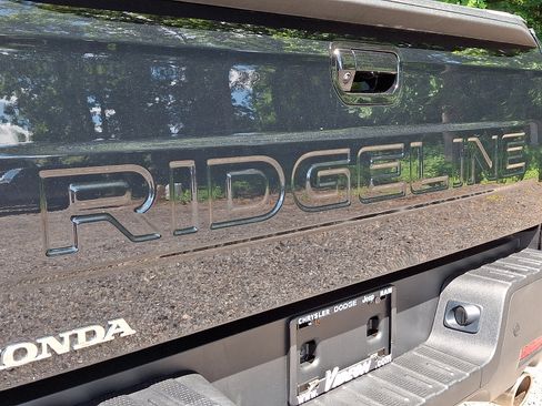 Used 2024 Honda Ridgeline Black Edition image 31