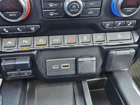 Used 2020 GMC Sierra 1500 AT4 w/ AT4 Premium Package image 25