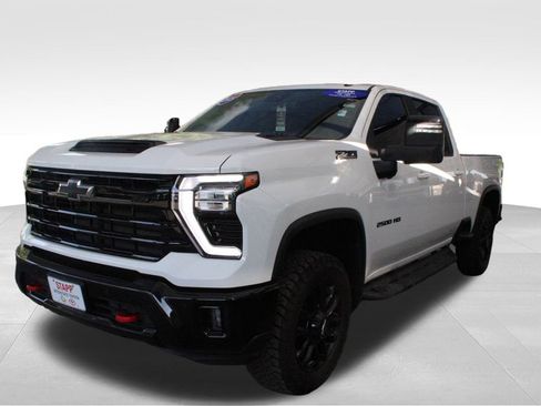 Used 2025 Chevrolet Silverado 2500 LT w/ Trail Boss Package AWD/4WD image 9