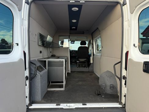 Used 2021 RAM ProMaster 1500 image 5