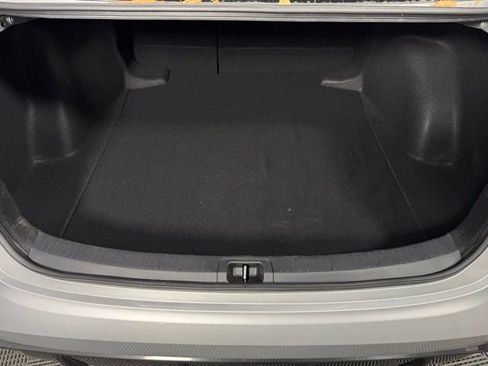 Used 2024 Toyota Corolla SE image 25