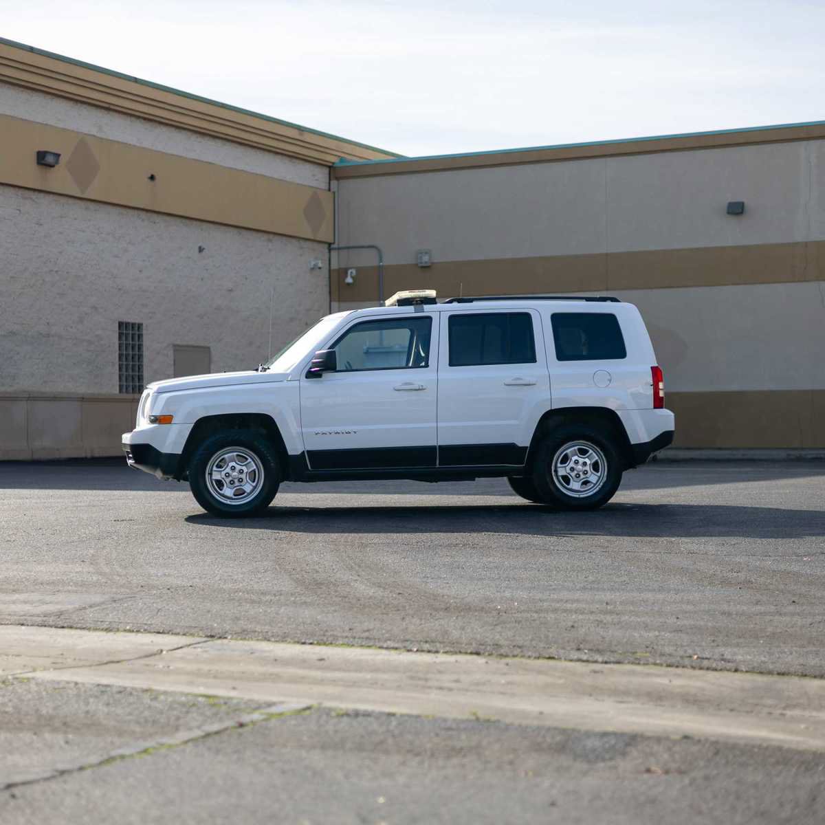 Used 2016 Jeep Patriot Sport w/ Power Value Group FWD image 4