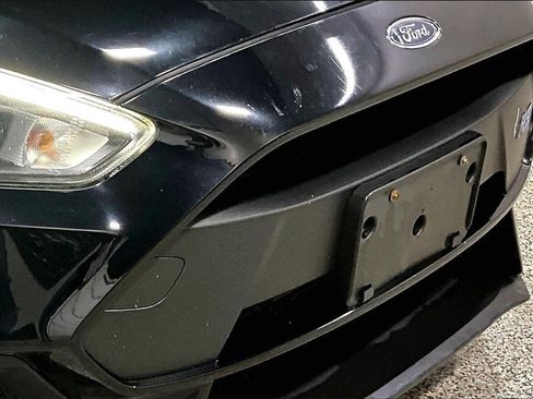 Used 2017 Ford Focus RS image 31