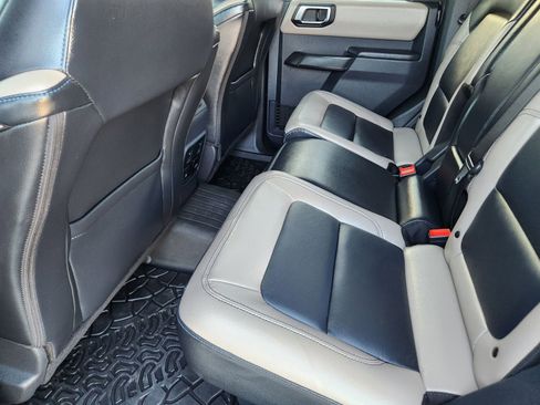 Used 2024 Ford Bronco Wildtrak image 34