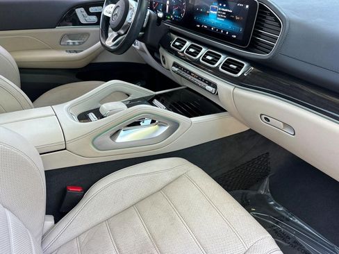 Used 2020 Mercedes-Benz GLS 580 4MATIC image 34