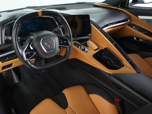 Used 2021 Chevrolet Corvette Stingray Premium Cpe w/ Z51 Performance Package RWD image 13