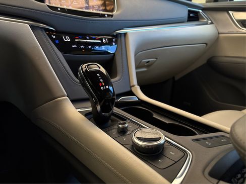 Used 2023 Cadillac XT5 Premium Luxury FWD image 30
