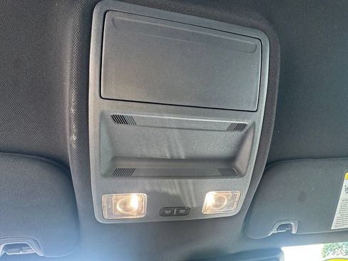 Used 2025 Ford Mustang Coupe RWD image 21