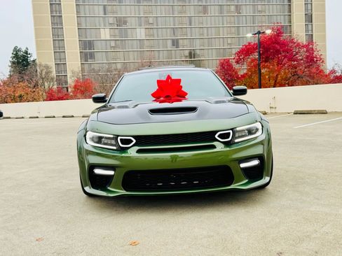 Used 2023 Dodge Charger Scat Pack RWD image 3