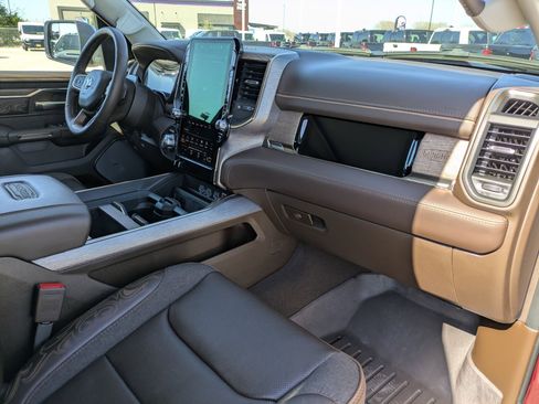 Used 2025 RAM 1500 Limited image 27