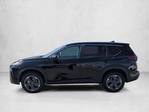 Used 2024 Nissan Rogue SV image 5