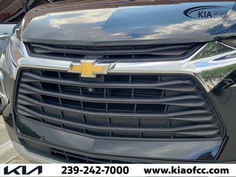 Used 2020 Chevrolet Blazer LT w/ Sound & Technology Package FWD image 8