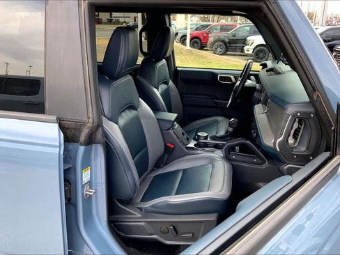 Used 2024 Ford Bronco Outer Banks image 9