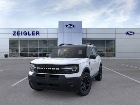 New 2025 Ford Bronco Sport Outer Banks w/ Outer Banks Tech Package+ image 2