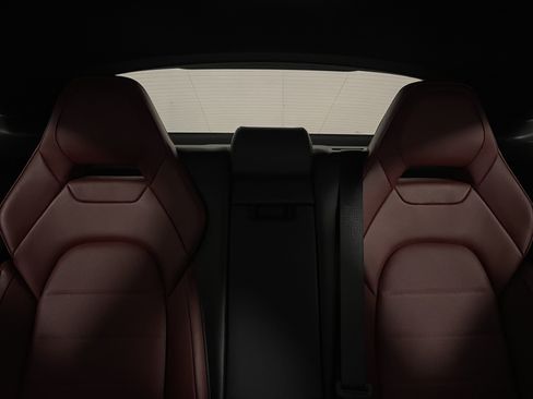 Used 2025 Porsche Panamera image 16