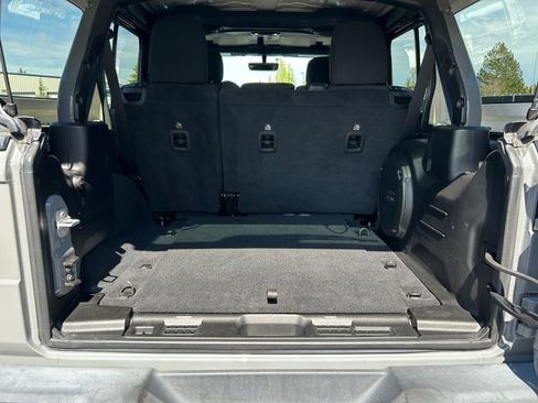 Used 2022 Jeep Wrangler Unlimited Sport AWD/4WD image 25