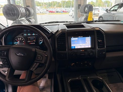 Used 2019 Ford F150 XLT w/ Equipment Group 302A Luxury AWD/4WD image 16