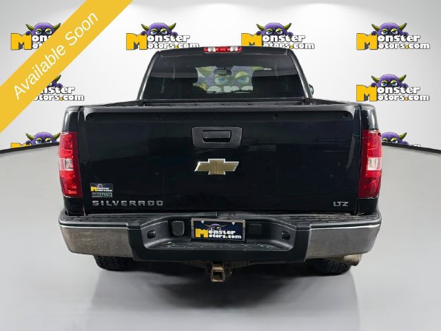 Used 2011 Chevrolet Silverado 1500 LTZ w/ Suspension Package, Off-Road AWD/4WD image 6