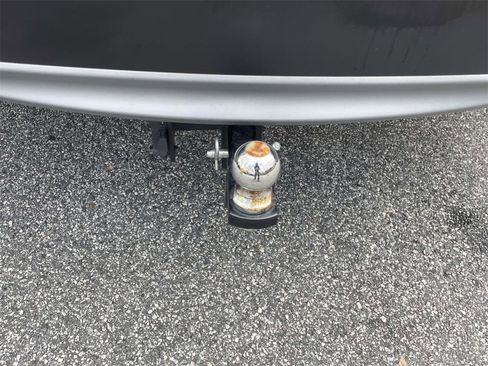 Used 2017 Honda CR-V LX image 5