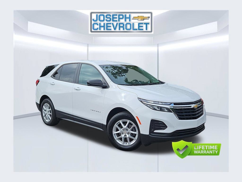 Used 2024 Chevrolet Equinox LS w/ LS Convenience Package FWD 360° Tour