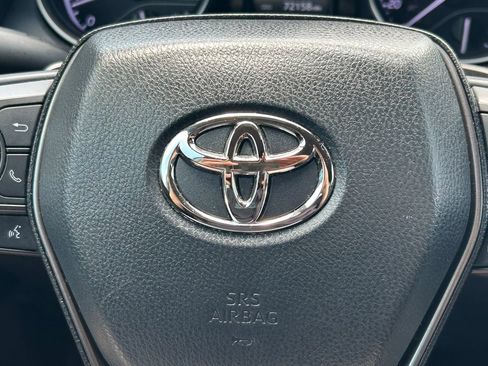 Used 2021 Toyota Camry SE FWD image 32