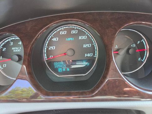 Used 2011 Buick Lucerne CXL w/ Driver Confidence Package FWD image 10