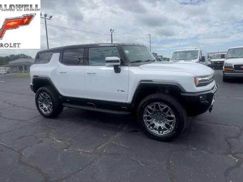 Used 2025 GMC Hummer EV 3X AWD/4WD image 2