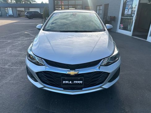 Used 2019 Chevrolet Cruze LT w/ LT Fleet Convenience Package FWD image 2