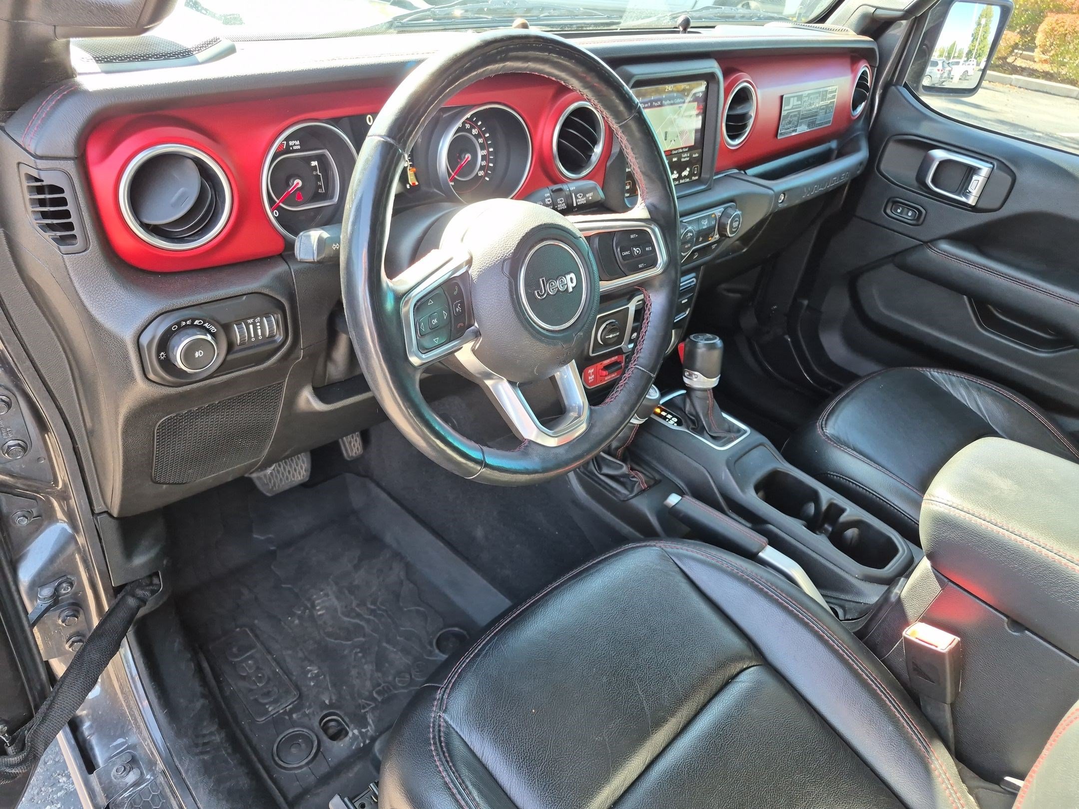 Used 2018 Jeep Wrangler Rubicon AWD/4WD image 16