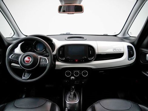 Used 2020 FIAT 500L Lounge image 26