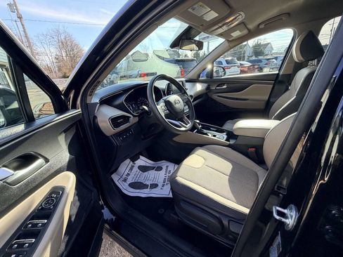 Used 2020 Hyundai Santa Fe SE w/ Cargo Package image 39