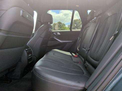 Used 2025 BMW X5 xDrive50e AWD/4WD image 23