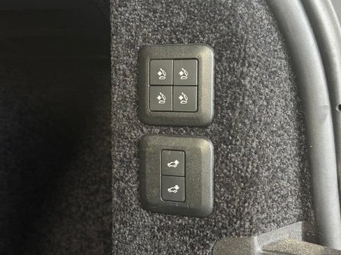 Used 2019 Land Rover Range Rover Long Wheelbase Supercharged AWD/4WD image 19