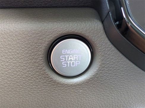 New 2026 Kia Carnival EX image 27