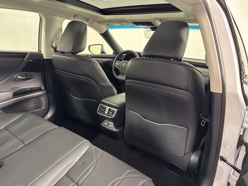 Used 2024 Lexus ES 350 w/ Accessory Package (Z2) FWD image 17