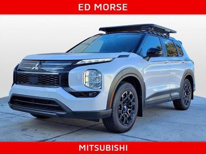 New 2025 Mitsubishi Outlander AWD