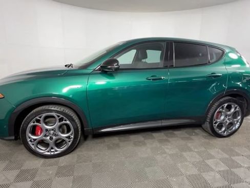 Used 2024 Alfa Romeo Tonale Veloce AWD/4WD image 8