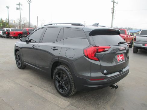 Used 2020 GMC Terrain SLE w/ Driver Convenience Package image 6