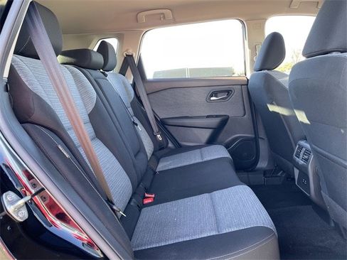 Used 2023 Nissan Rogue SV image 25