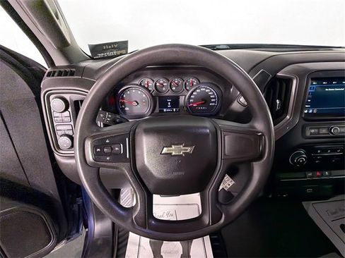 Used 2019 Chevrolet Silverado 1500 Custom image 11