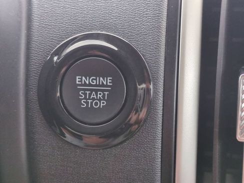 Used 2025 Ford Expedition Active AWD/4WD image 31