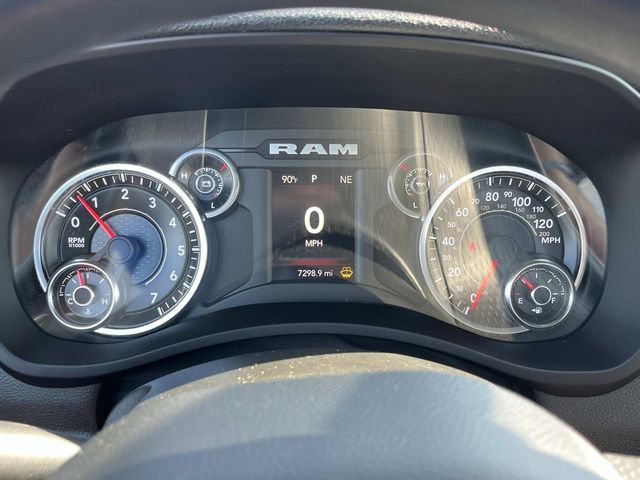 Used 2023 RAM 3500 Tradesman RWD image 32