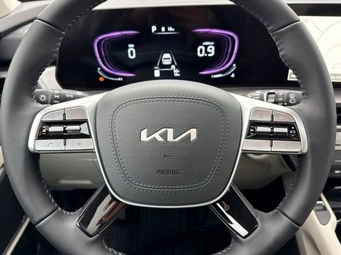 New 2025 Kia Telluride S image 29