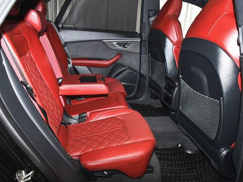 Used 2024 Audi SQ8 Prestige w/ Prestige Package image 69